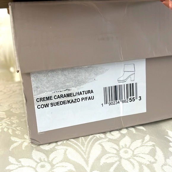 Brand New Crown Vintage Genuine Suede Seloina Ankle Booties w/ Faux Fur Cuff - Picture 15 of 16